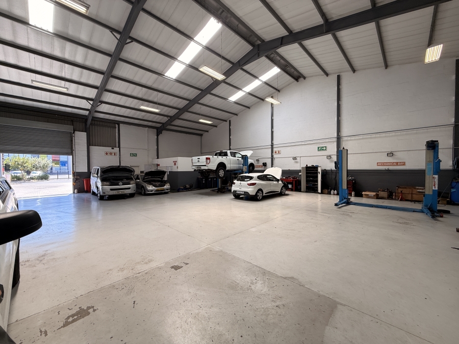 To Let commercial Property for Rent in Rivergate Western Cape